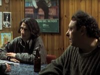  (2000) 
