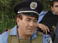   (2004) 

