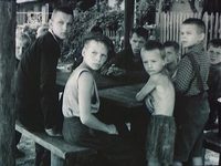 После войны - мир (1988) - фото №10