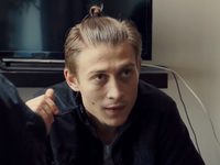  (2019) 
