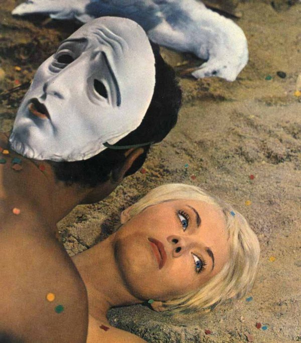      (1968)