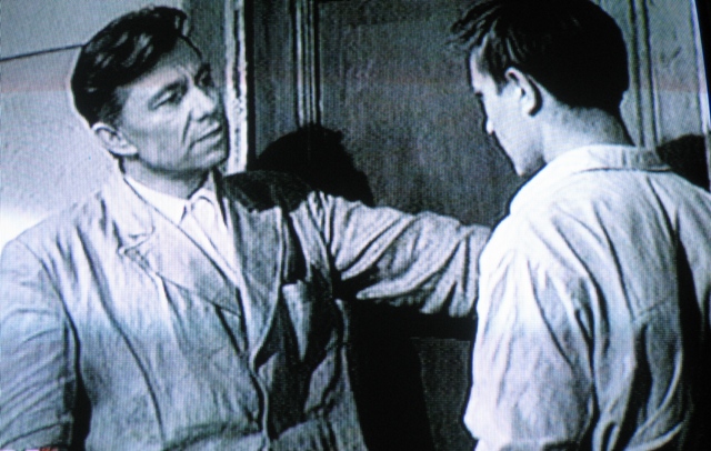    (1961)