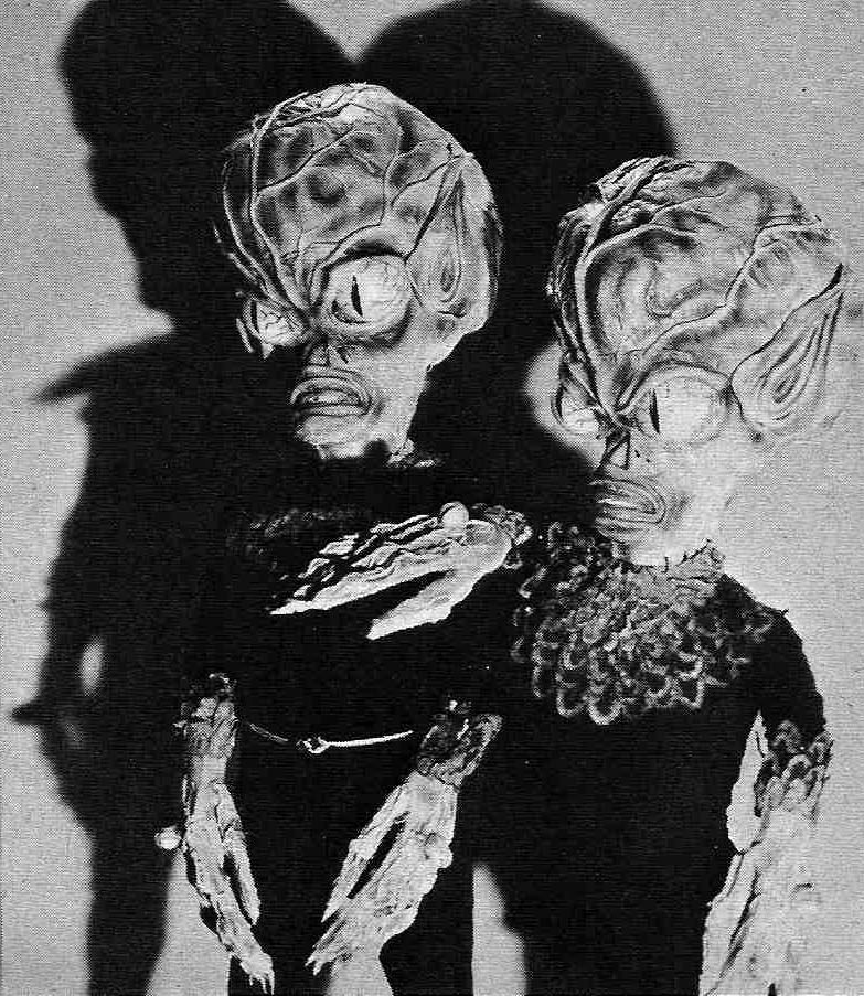     (1957)