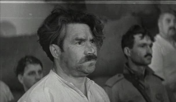 ׸  (1973)