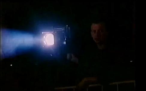 ׸  (1994)