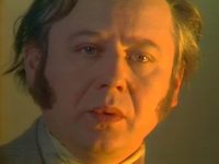  Ը     (1976) 
