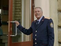 -18 (2018) -    -  9