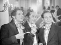  (1943) 

