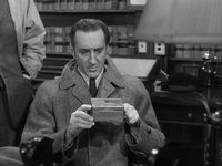  :    (1946)