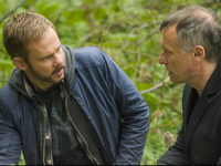  100 (2015) 
