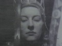    (2000) 
