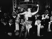   (1926) 

