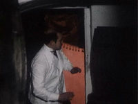   (1976)