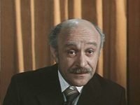    (1977) -  29