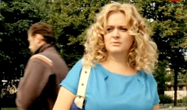 Грудь Анны Михалковой – Небо В Алмазах 1999