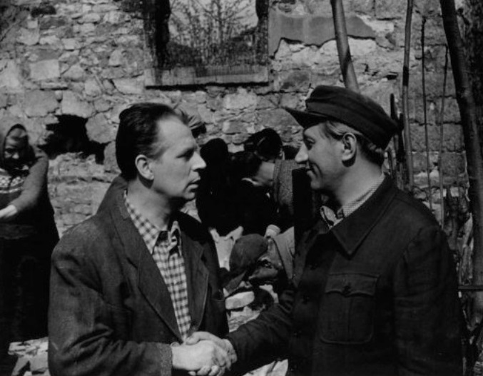     (1960)