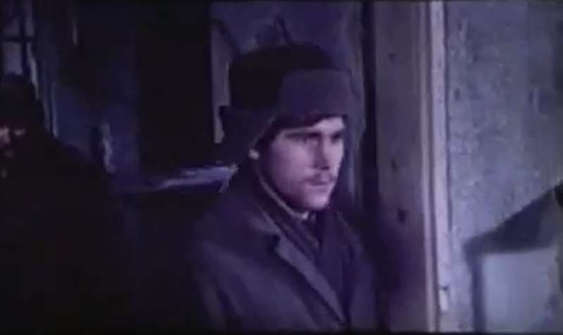      (1976)