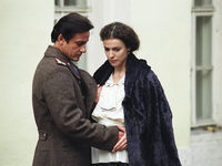   (2005)