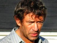 (2013) 
