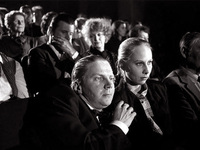     (1987) 

