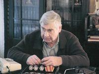   (1993)