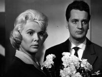     (1960) 
