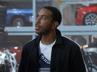  8 (2017)