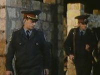   (2001) 

