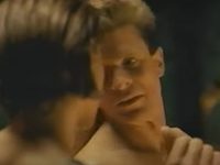  (1998) 
