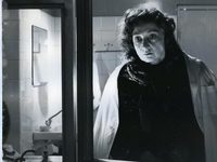  ,   (1976) -  8