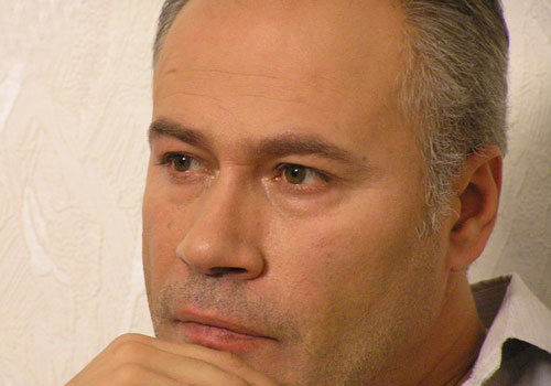   (2006)