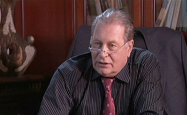   (2006)