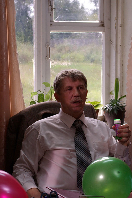   (2011)