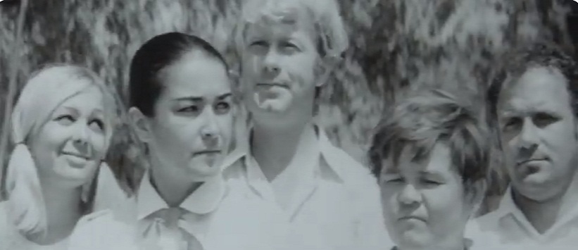   (1972)