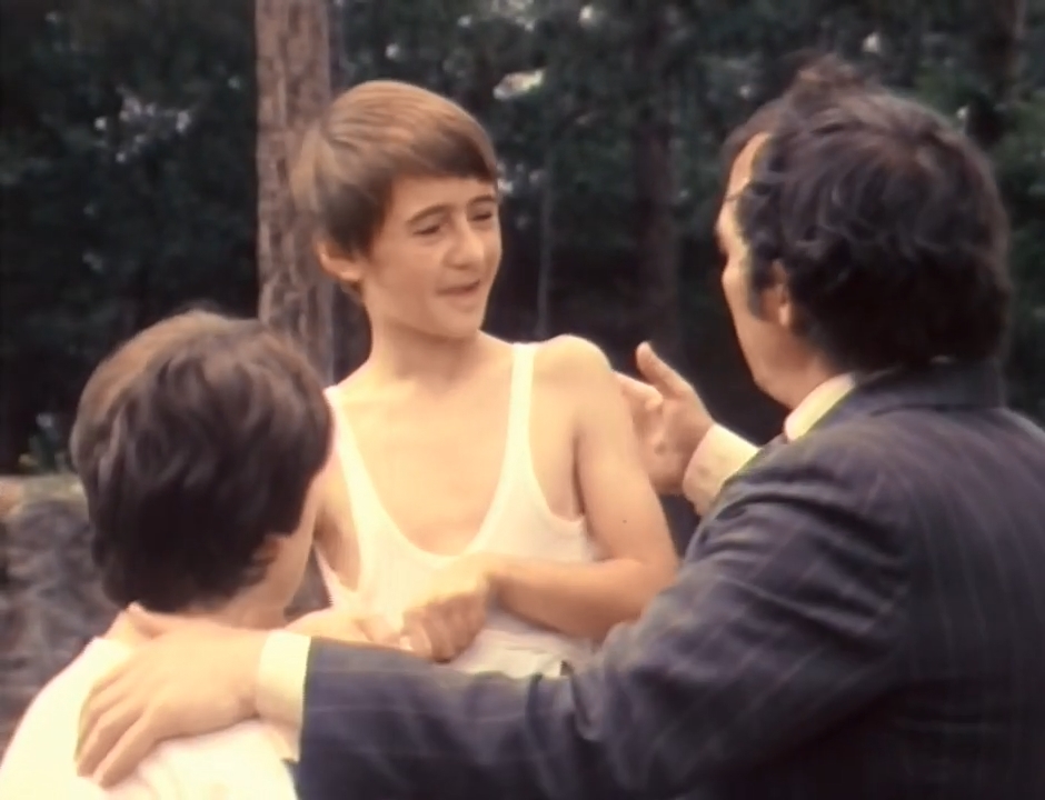    (1982)