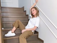 ̈-    ̈-  :         
