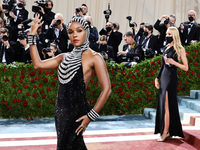 Met Gala 2022:  ,      -  16