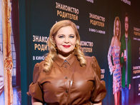 Мезальянс налицо: Ирина Пегова, Дмитрий Шепелев и Александр Ильин (оба)