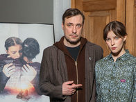 Евгений Цыганов поддержал дочь на премьере её нового фильма