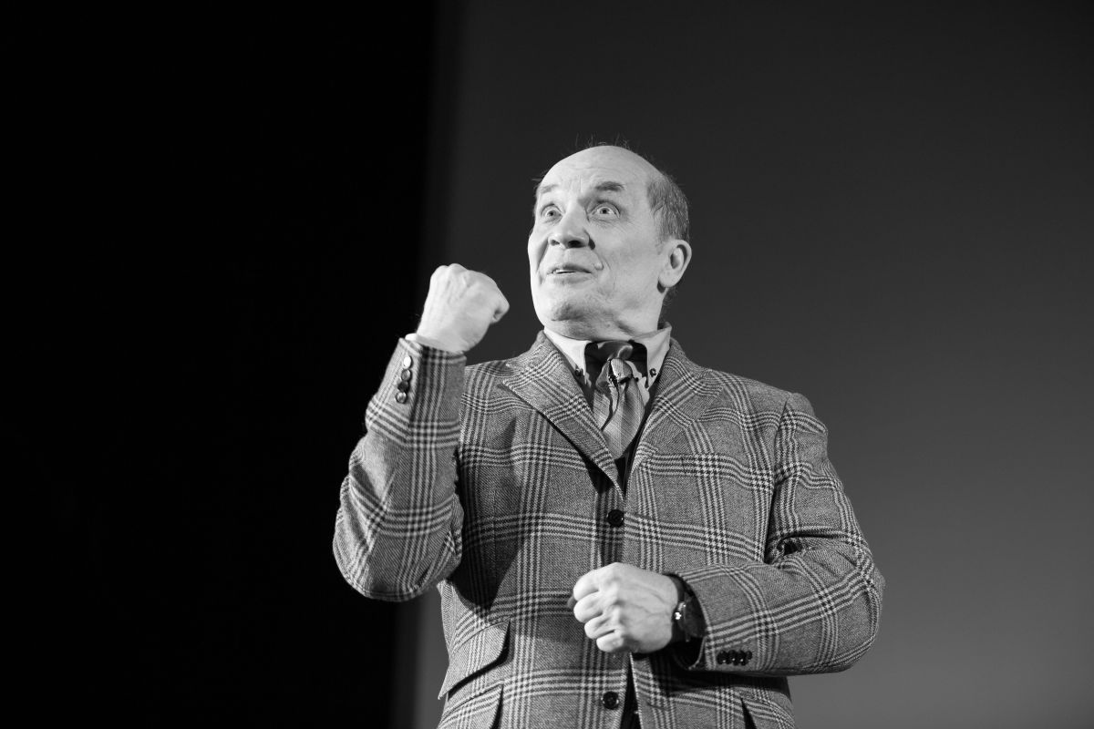 Александр Филиппенко Фото