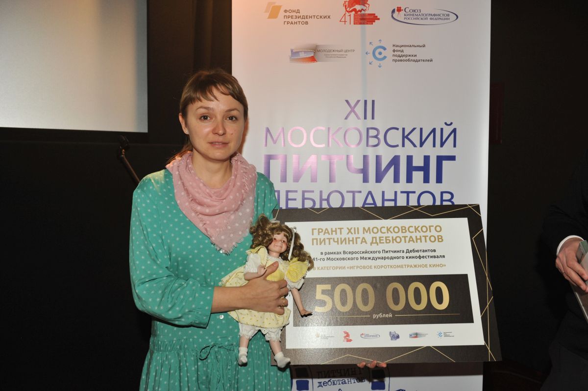Маша Бобко дрочит 