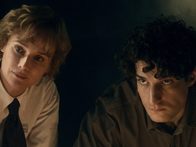 «Есть идея»: Луи Гаррель, Венсан Кассель и Диана Крюгер в эксклюзивном отрывке из драмы «Сент-Экзюпери»