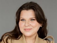 «Главное — быть здоровой, а не худой»: Юлия Серина о своём подходе к теме лишнего веса
