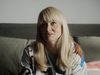 Анна Михалкова и Александр Яценко вспоминают 90-е в deepfake-мокьюментари «Ровесник»