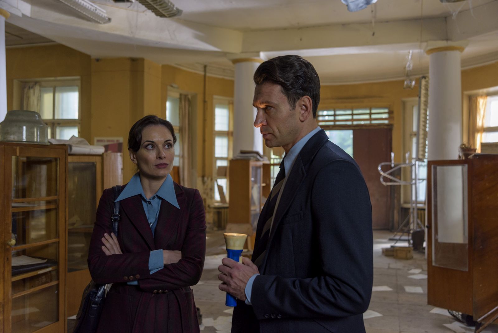 Сериалалекслютыйделосиротки.