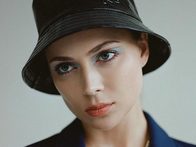 «Травы меня не берут»: Настасья Самбурская о своём психиатрическом диагнозе