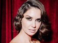 «Не надо быть злым человеком»: Агата Муцениеце прокомментировала суды с Прилучным