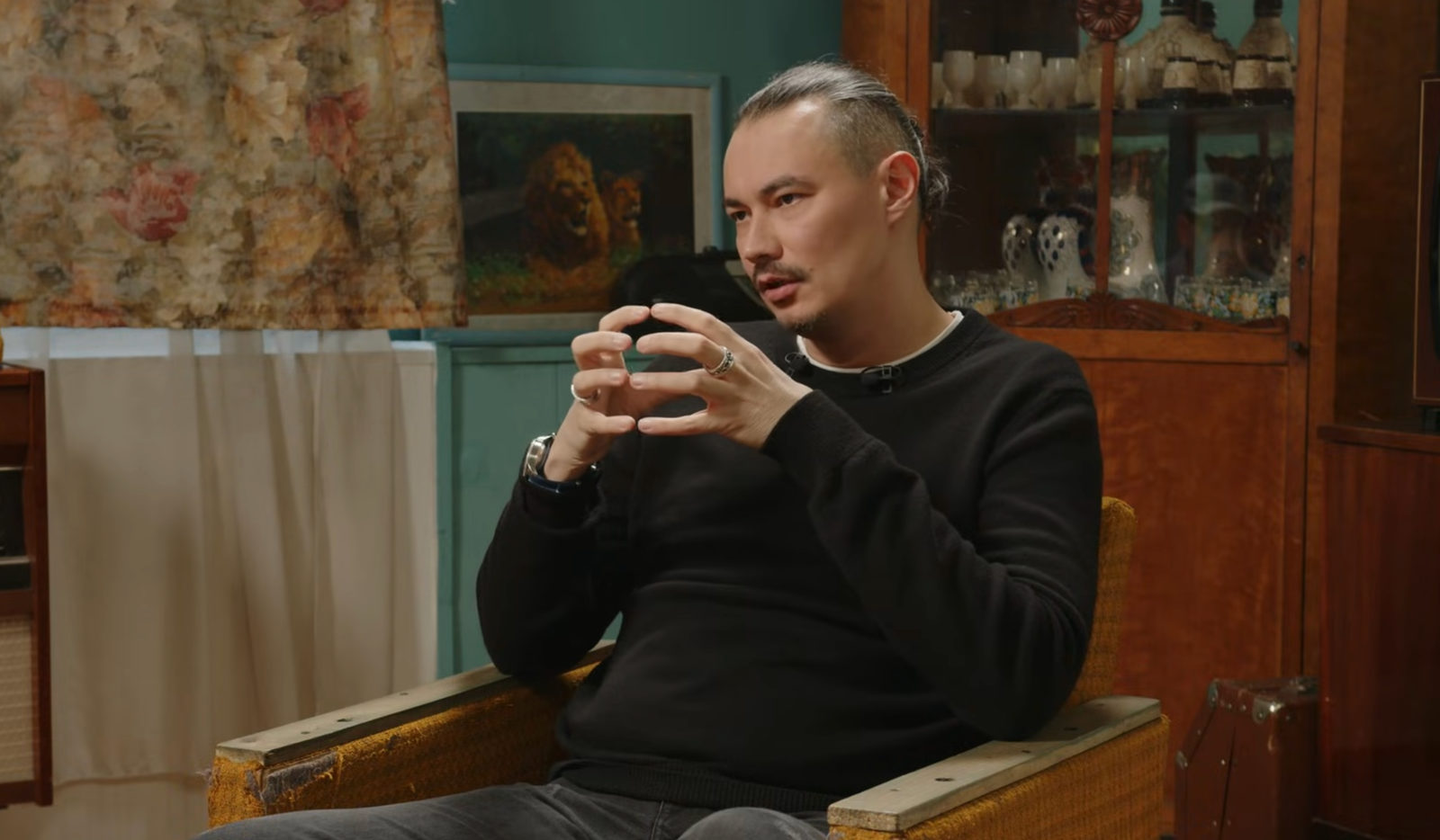 «Мой троюродный брат убил человека»: Жора Крыжовников о причинах пересъёмки финала «Слова пацана»