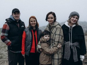 Артем Быстров и Анастасия Куимова станут сводными братом и сестрой в картине «Большая земля»
