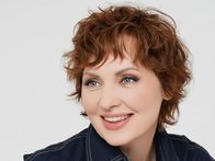 «Я никому ничего не должна»: Елена Ксенофонтова про общественное давление на женщин
